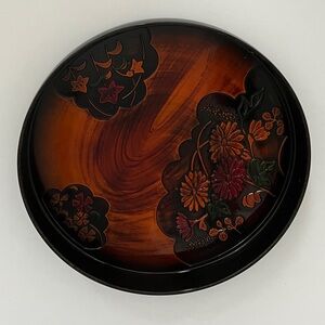VINTAGE JAPANESE LAQUER WARE ROUND TRAY 11” FLOWERS